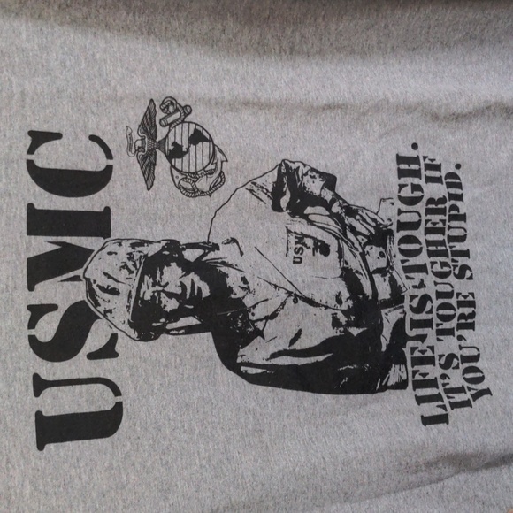 *rare custom* John Wayne USMC life is tough t-shirt - Picture 4 of 4